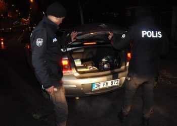 700 kilo uyuşturucuyu bağırsaklarında sakladılar