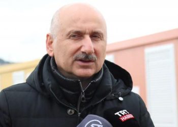 Bakan Karaismailoğlu: İki alanda çarşılarımızı bitirdik