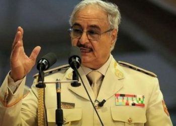 Darbeci Hafter’in saldırıları sonrası Trablus’ta eğitime ara