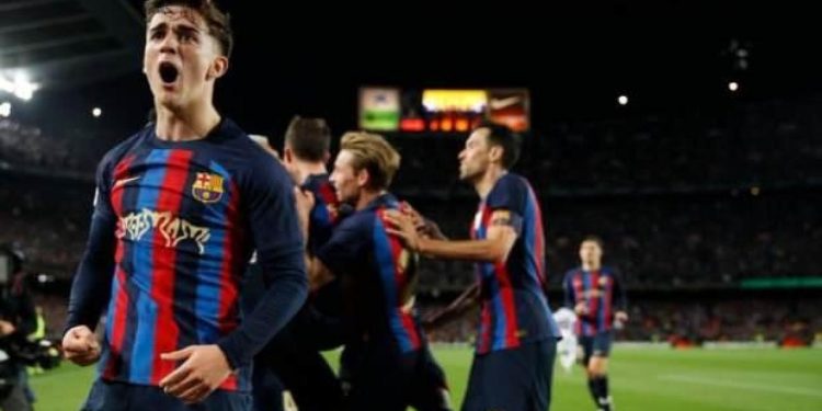 El Clasico nefesleri kesti! Real Madrid VAR’a takıldı! Barcelona 90+2’de kazandı