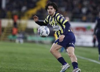 Genç futbolcudan tarihi imza! Bonservis rekoru kıracak