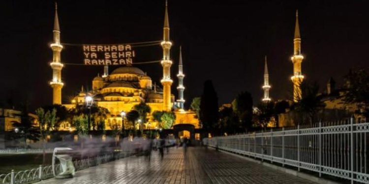 İlk oruç ne zaman tutulacak? Hangi gün sahura kalkılacak? 2023 imsakiye…