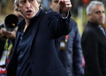 Jesus, Beşiktaş maçı öncesi kritik kararını verdi!