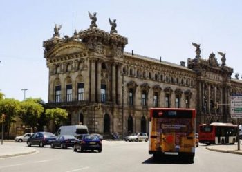 Karar çıktı! Eski araçlar iki şehre giremeyecek