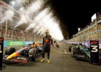 Suudi Arabistan Grand Prix’sinde kazanan Sergio Perez