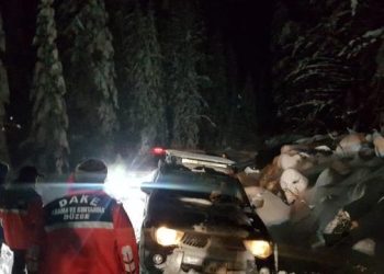 Yaylada mahsur kalan 4 kişilik aile kurtarıldı