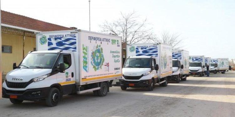 Yunanistan’dan 250 ton yardım malzemesi! “Komşu Türk halkının yanındayız”