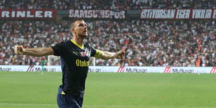 Dzeko, yeni yıldızı değerlendirdi! “Çok iyi bir transfer”