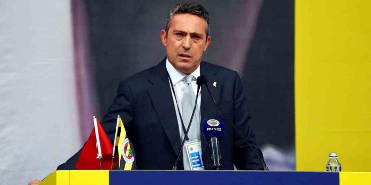 Manchester United’dan, Fenerbahçe’ye resmi teklif!