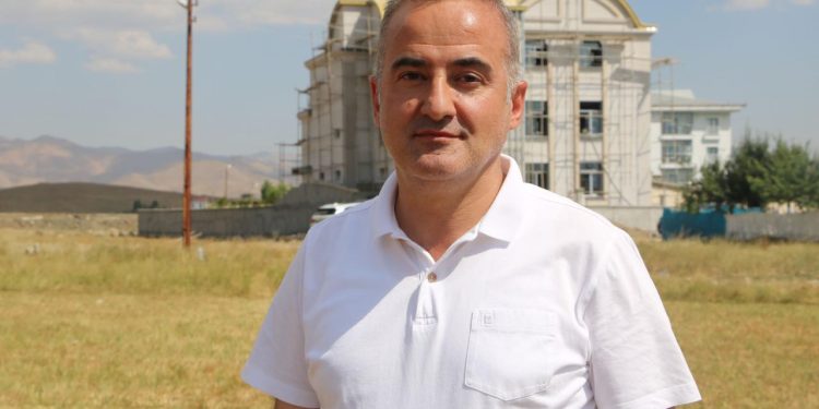 Milli Eğitim, Sağlık Bakanlığı ve Diyanet’e 13 bin metrekare arsa bağışladı