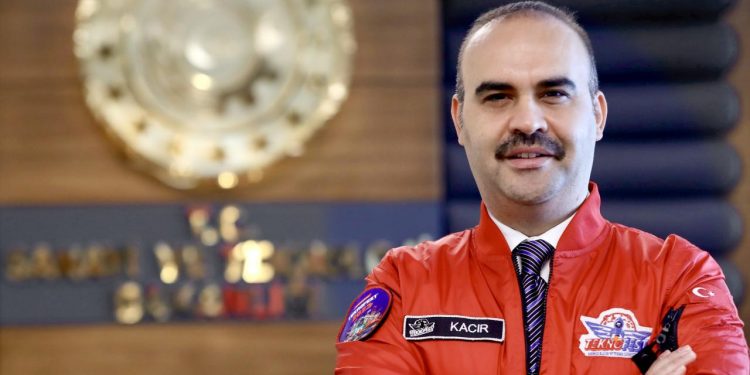 Dünyaca ünlü 70 astronot Türkiye’ye geliyor!