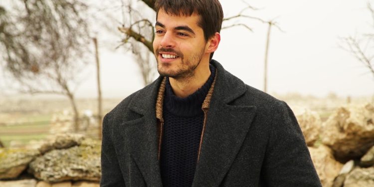 Eski hali ‘zaman hiç değiştirmemiş’ dedirtti! Gönül Dağı’nın yıldızı Berk Atan…