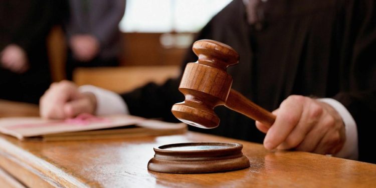 Yargıtay’dan emsal karar: Evi terk eden eşin harcamalarına kısıtlama