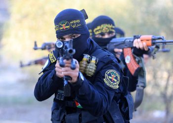 İsrail, Batı Şeria’daki baskınlarında Filistinlilerin silahlı direnişiyle karşılaştı