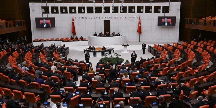 TBMM’de ekonomi zirvesi…Emekliler için önemli gelişme